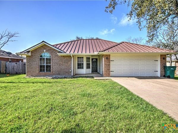 3 Buttercup Loop , Belton, TX 76513