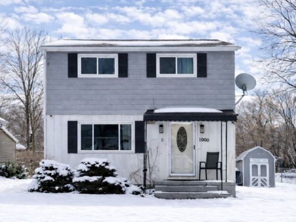 1000 Battles Avenue , Akron, OH 44314