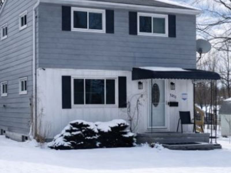 1000 Battles Avenue , Akron, OH 44314 Photo 3
