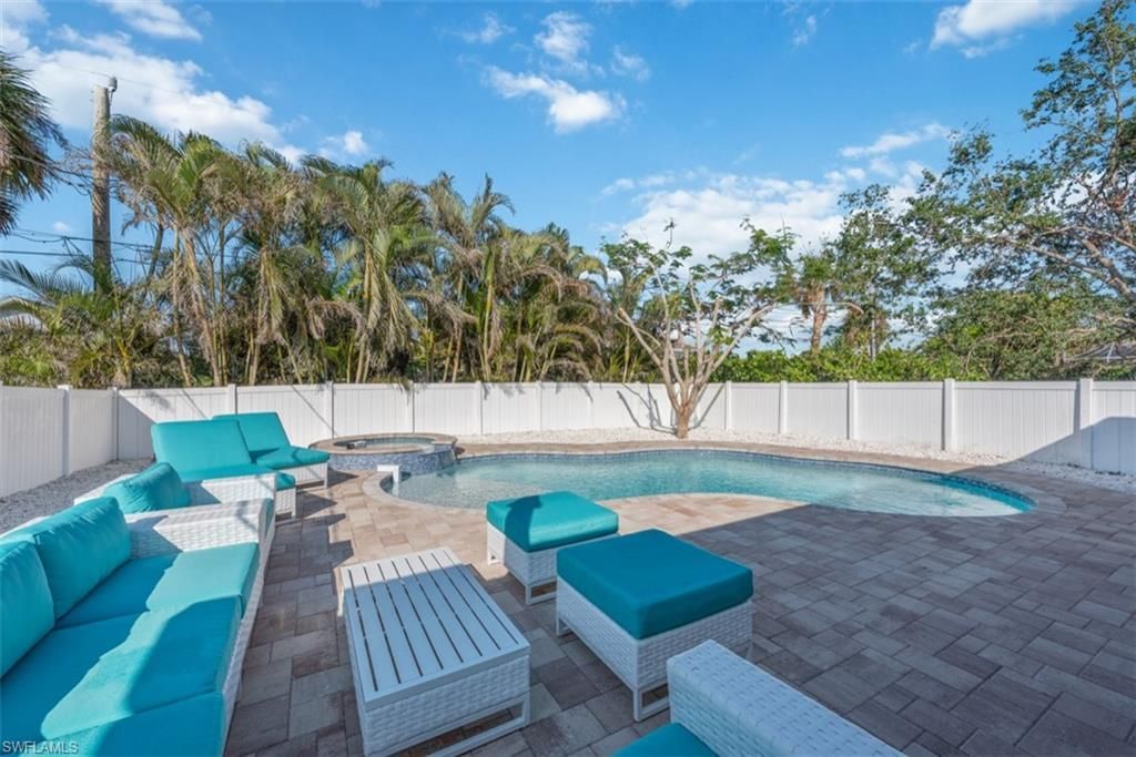 575 97th Ave N, Naples, FL 34108 Photo