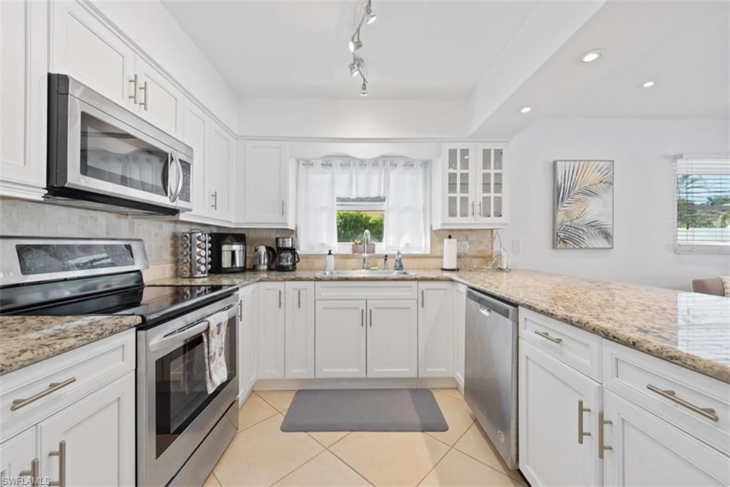 575 97th Ave N, Naples, FL 34108 Photo