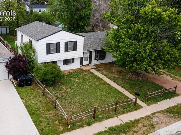 2806 Casden Circle, Colorado Springs, CO 80909