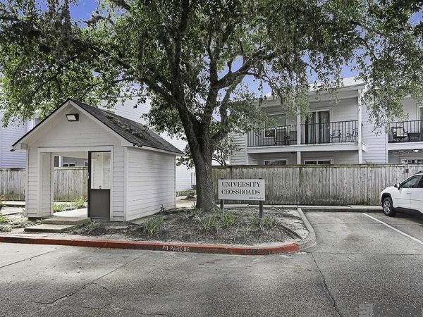 3330 Willard St, Unit #601, Baton Rouge, LA 70802