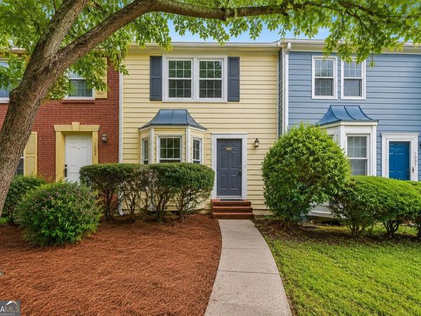 1005 Kennesborough Road NW, Kennesaw, GA 30144