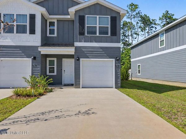 7845 Reagan Court, Ocean Springs, MS 39564