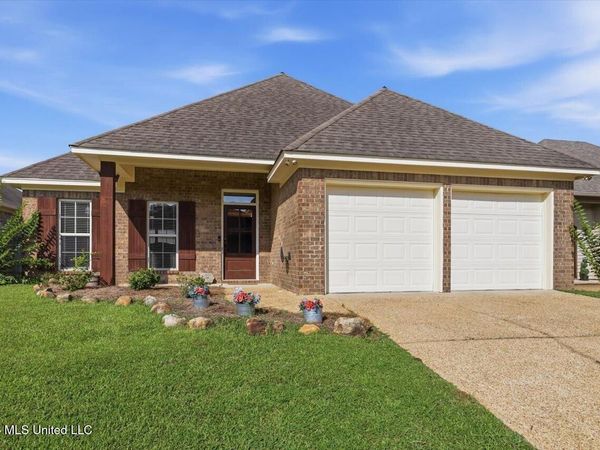 717 Chambord Drive, Brandon, MS 39042