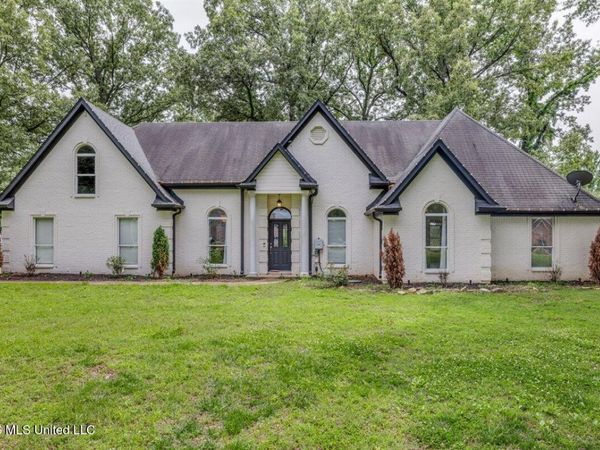 1605 Windy Lane, Southaven, MS 38671