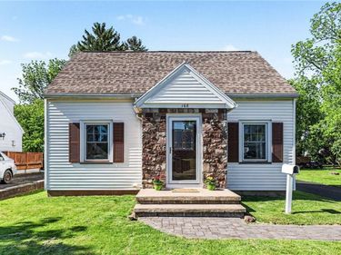 168 Cinnabar Road , Rochester, NY 14617