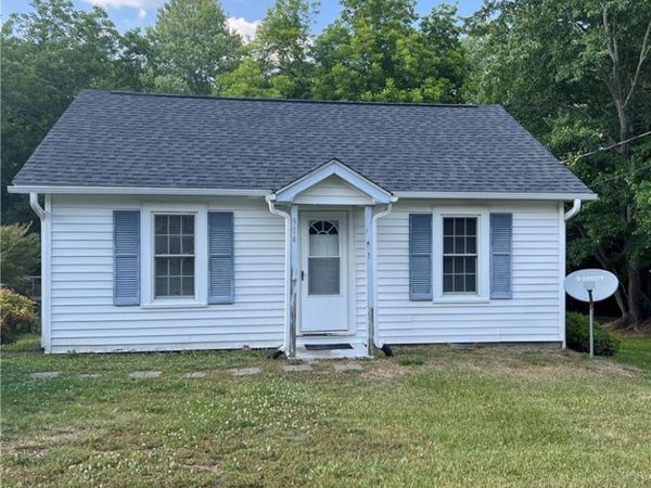 914 Harris Street, Burlington, NC 27217