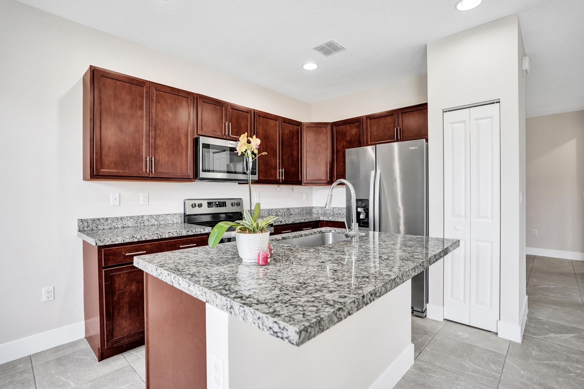 4926 NW 48th Terrace, Unit 4926, Tamarac, FL 33319 Photo
