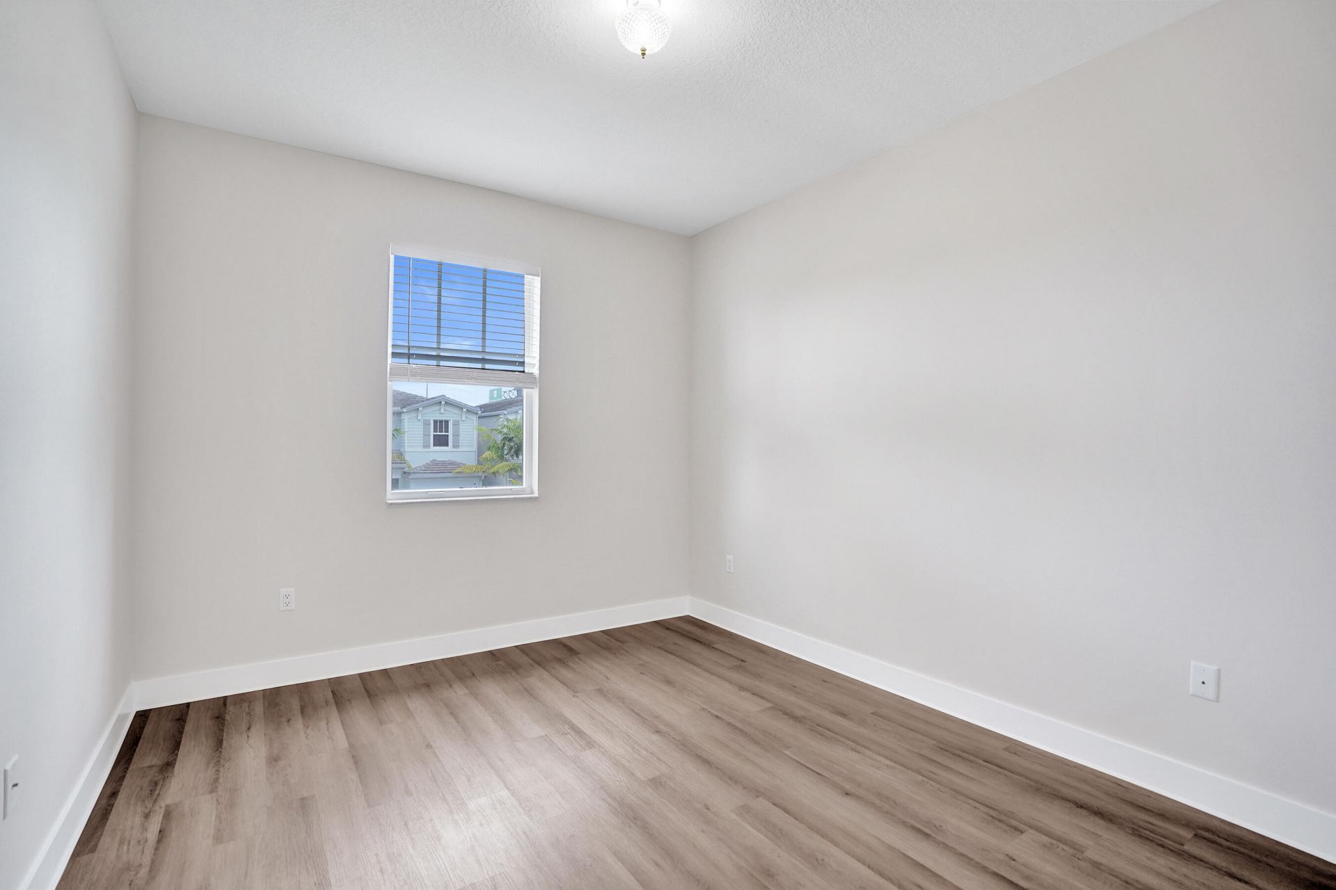 4926 NW 48th Terrace, Unit 4926, Tamarac, FL 33319 Photo