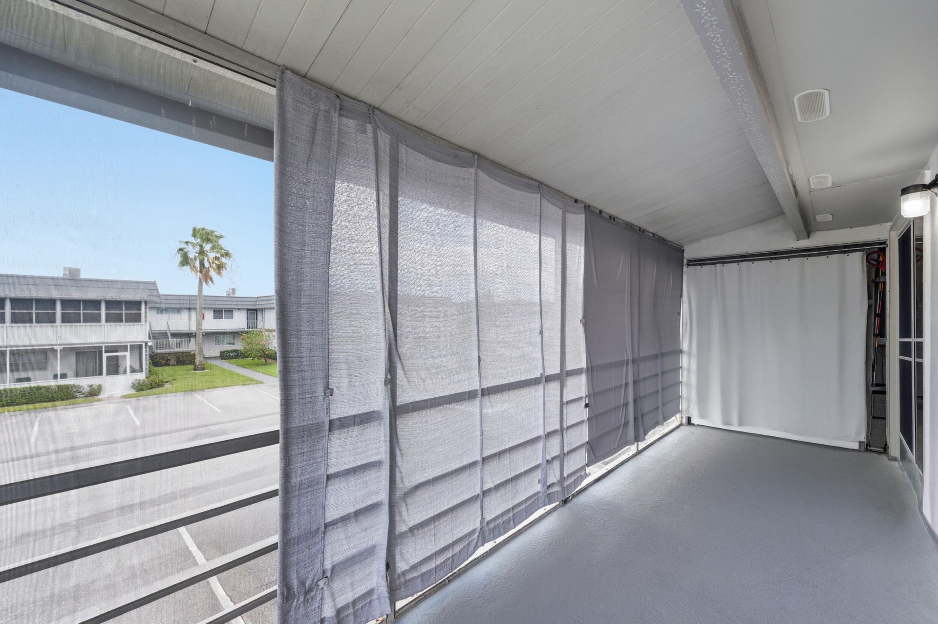 376 Saxony H, Delray Beach, FL 33446 Photo