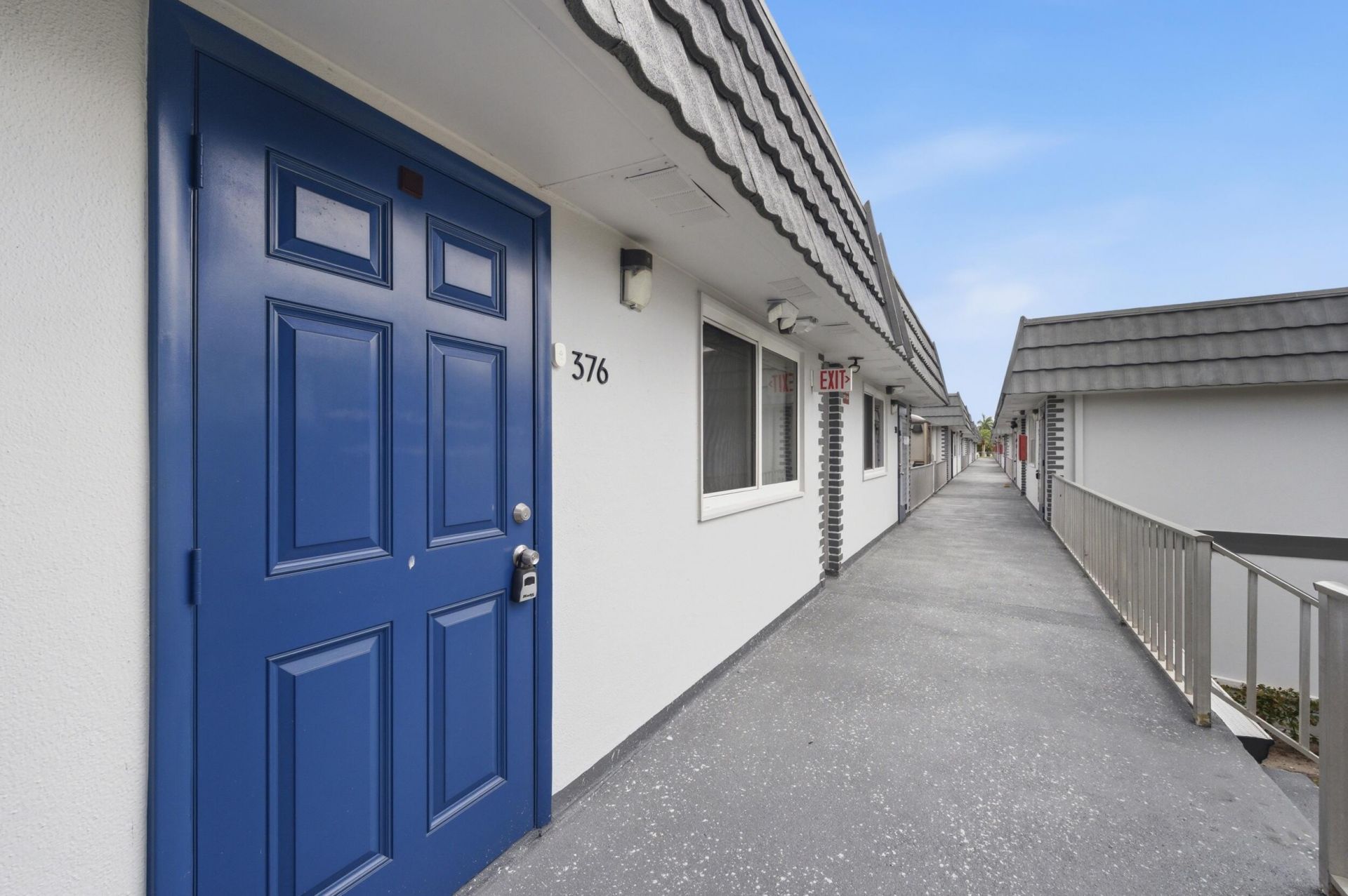 376 Saxony H, Delray Beach, FL 33446 Photo