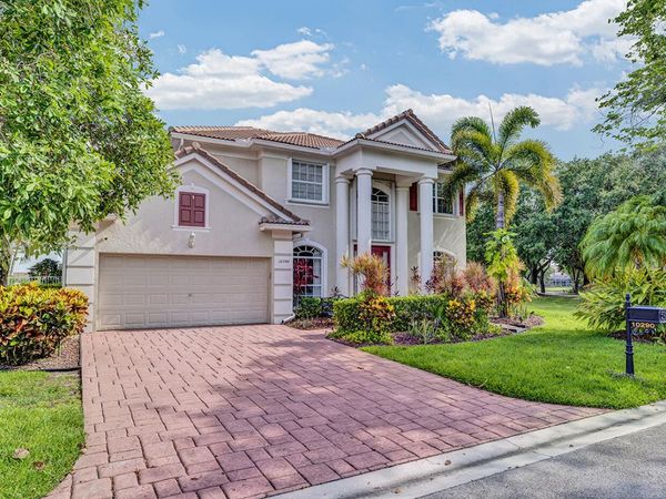10290 NW 60th Place, Parkland, FL 33076