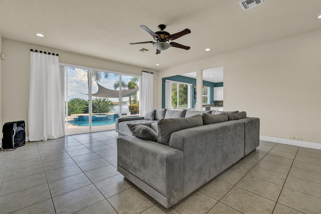 10290 NW 60th Place, Parkland, FL 33076 Photo