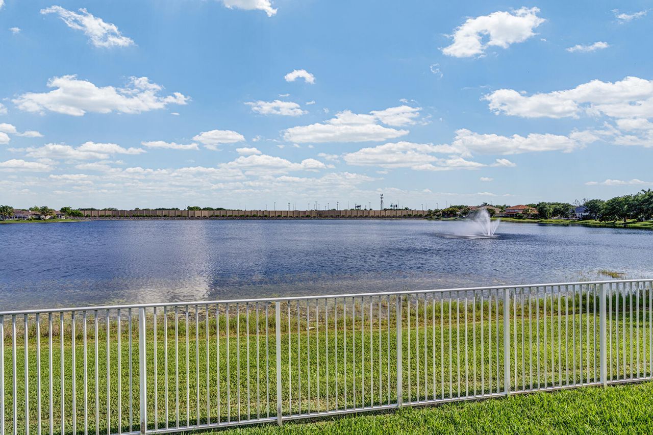 10290 NW 60th Place, Parkland, FL 33076 Photo