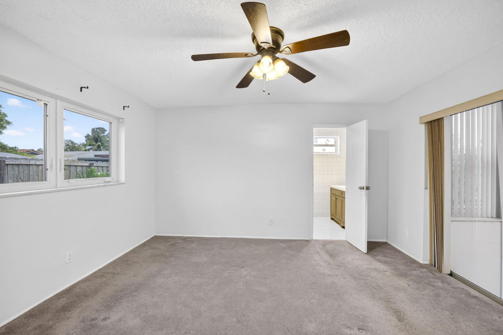 4399 NW 43rd Court, Lauderdale Lakes, FL 33319 Photo