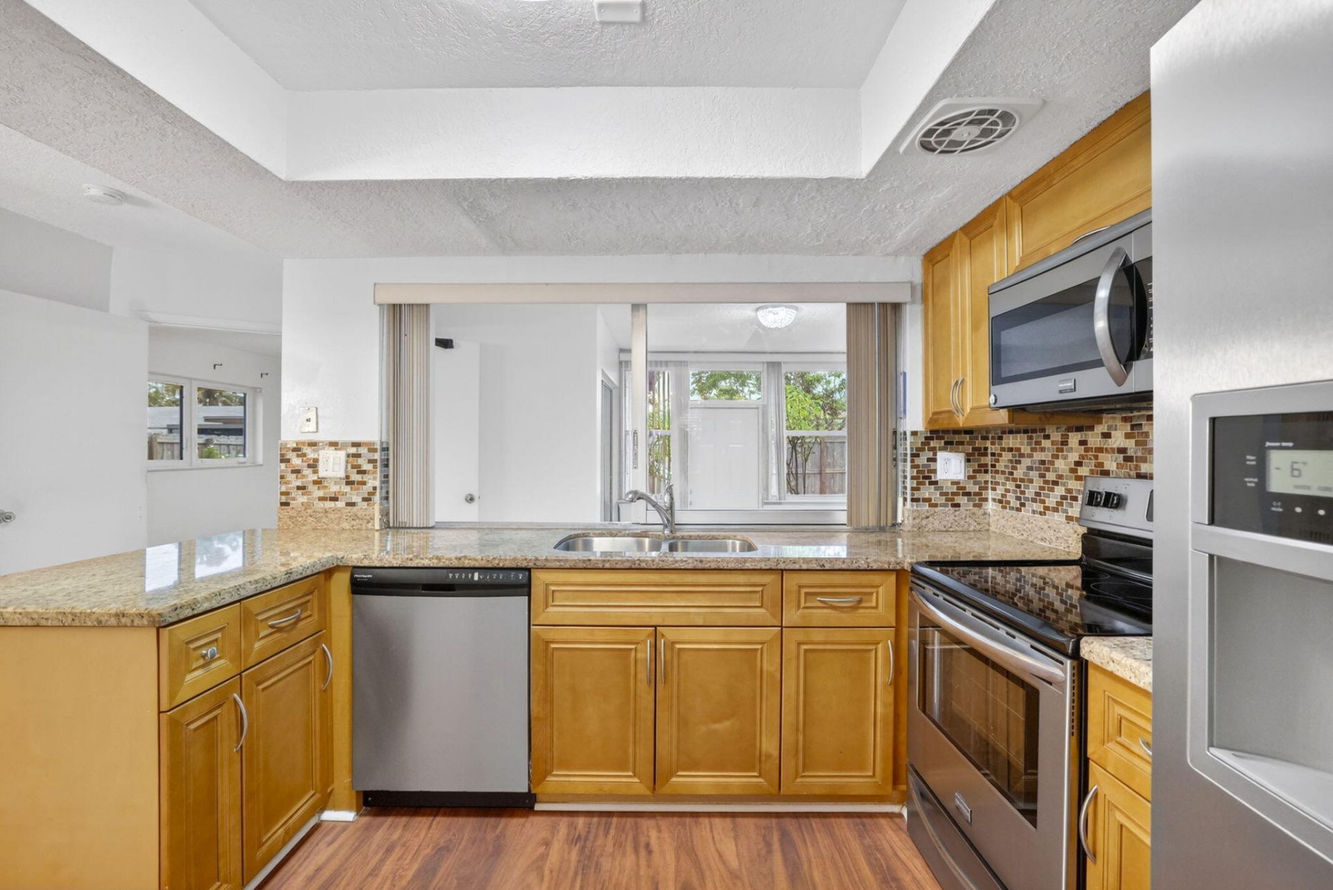 4399 NW 43rd Court, Lauderdale Lakes, FL 33319 Photo