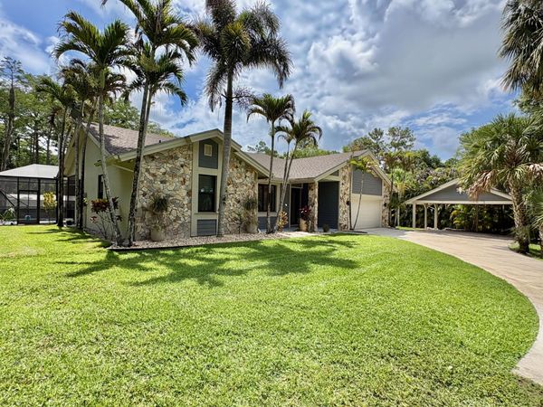 16789 N 98th Way Way N, Jupiter Farms, FL 33478