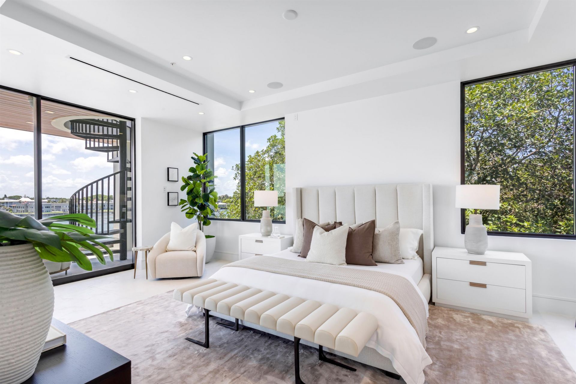 900 Lago Mar Lane, Unit Penthouse, Boca Raton, FL 33431 Photo