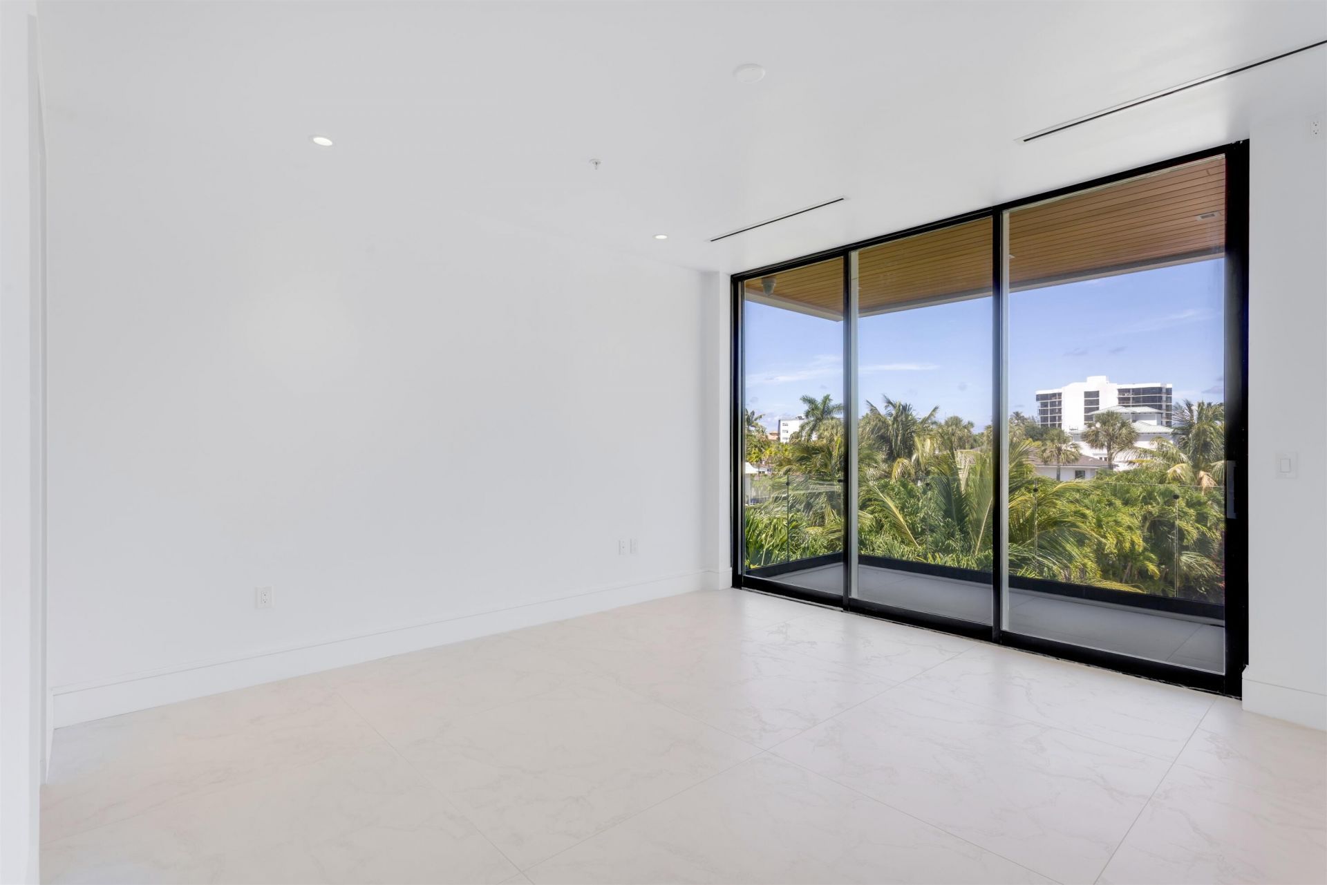 900 Lago Mar Lane, Unit Penthouse, Boca Raton, FL 33431 Photo