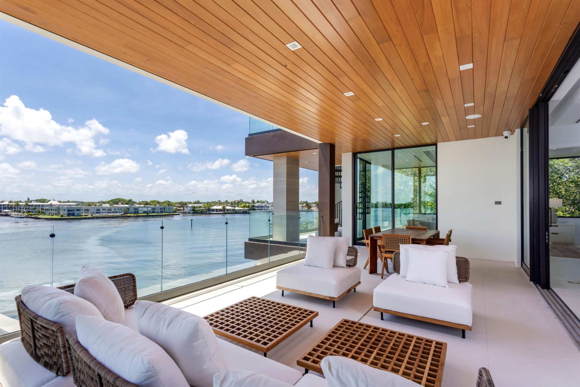 900 Lago Mar Lane, Unit Penthouse, Boca Raton, FL 33431 Photo