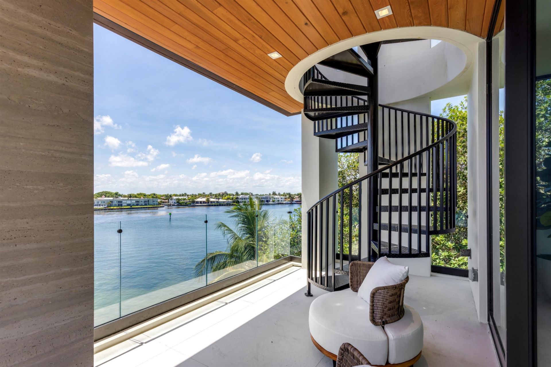 900 Lago Mar Lane, Unit Penthouse, Boca Raton, FL 33431 Photo