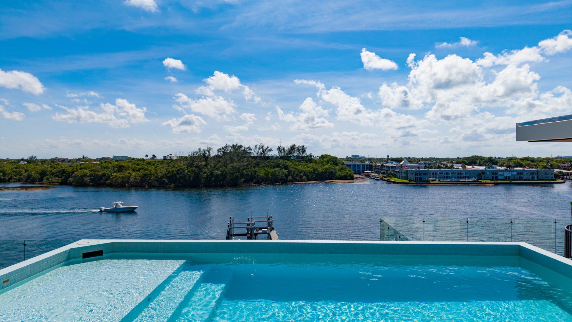 900 Lago Mar Lane, Unit Penthouse, Boca Raton, FL 33431 Photo