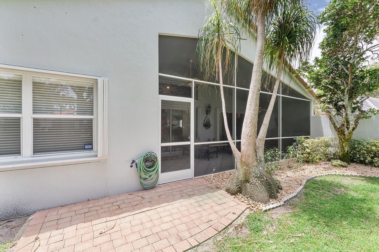 6643 Sherbrook Drive, Boynton Beach, FL 33437 Photo