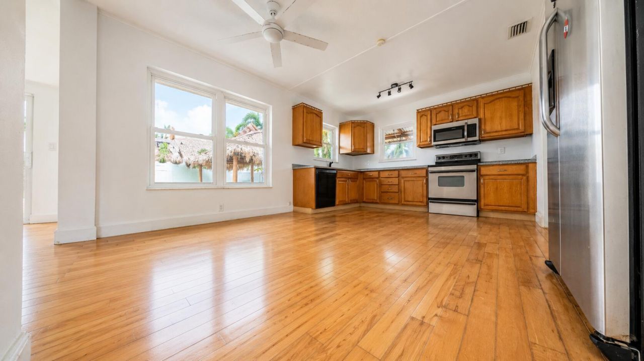420 SE 4th Court, Pompano Beach, FL 33060 Photo