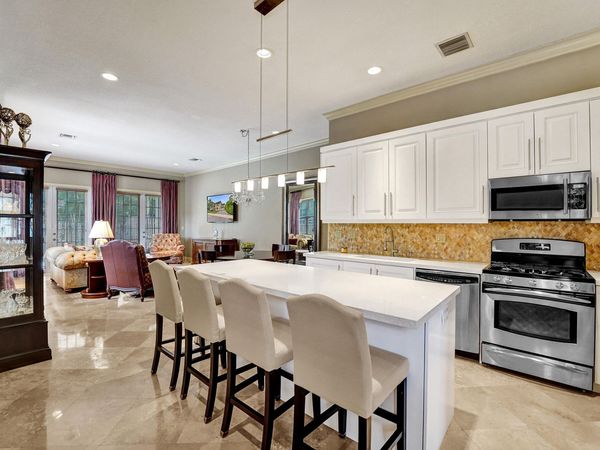 1400 NE 24th Street, Unit 1400, Wilton Manors, FL 33305