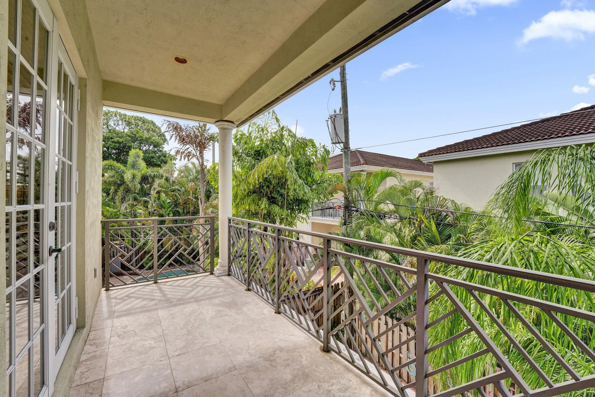 1400 NE 24th Street, Unit 1400, Wilton Manors, FL 33305 Photo