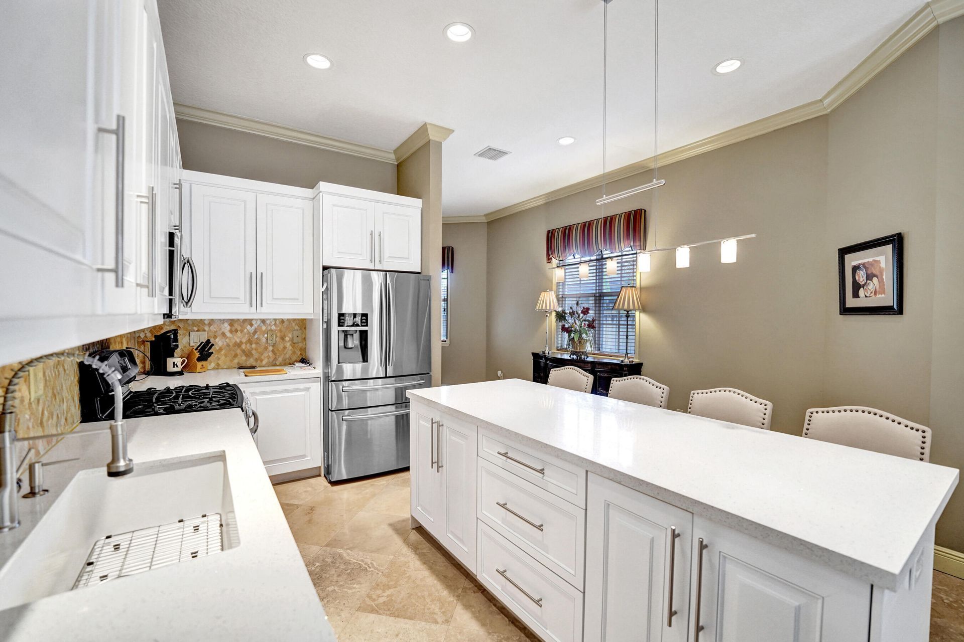 1400 NE 24th Street, Unit 1400, Wilton Manors, FL 33305 Photo