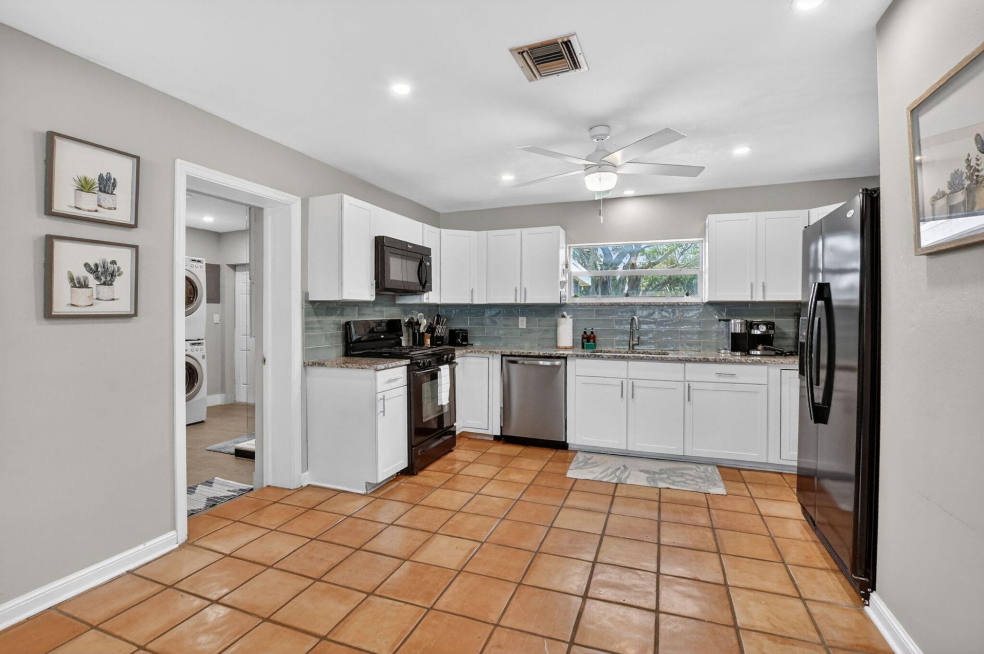 721 NE 8th Avenue, Boynton Beach, FL 33435 Photo