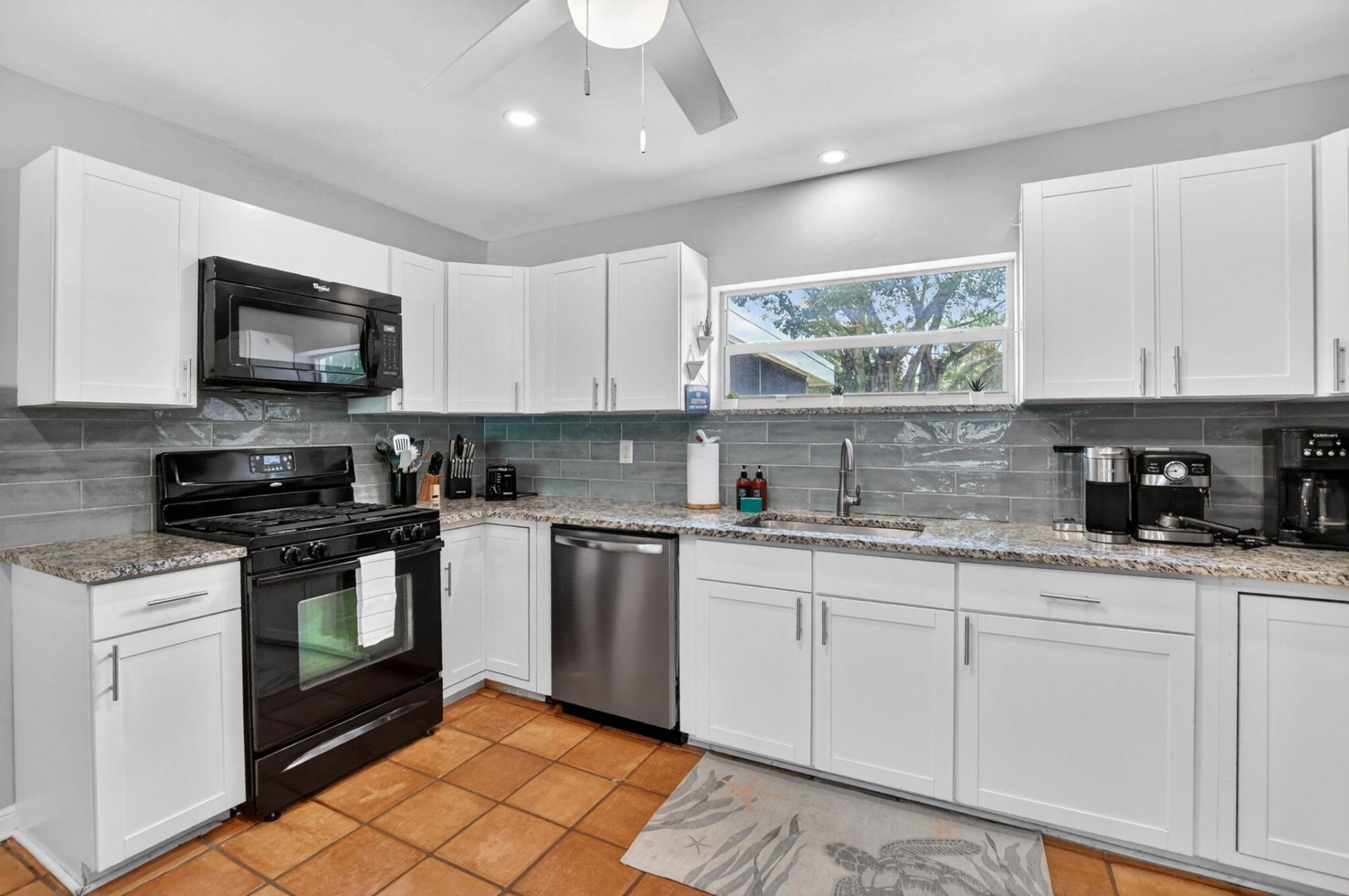 721 NE 8th Avenue, Boynton Beach, FL 33435 Photo