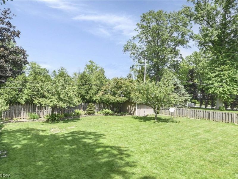 22720 Sycamore Drive, Fairview Park, OH 44126 Photo 12