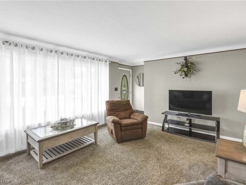 22720 Sycamore Drive, Fairview Park, OH 44126 Photo 18