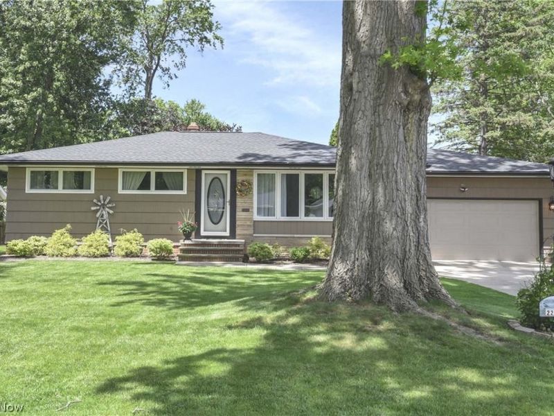 22720 Sycamore Drive, Fairview Park, OH 44126 Photo 2