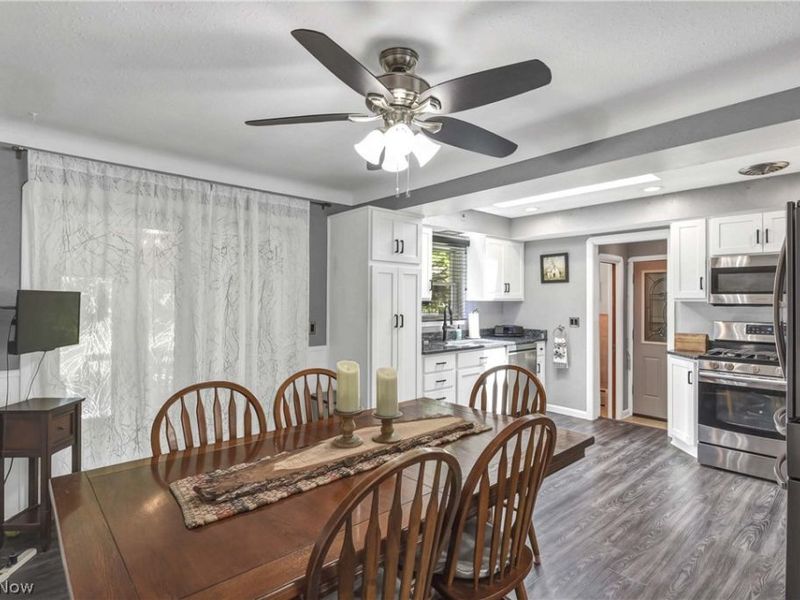 22720 Sycamore Drive, Fairview Park, OH 44126 Photo 20