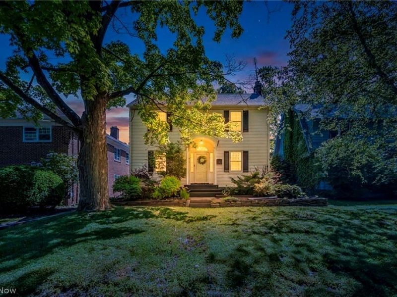 137 N Rose Boulevard, Akron, OH 44302 Photo 2