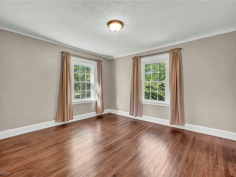 137 N Rose Boulevard, Akron, OH 44302 Photo 24