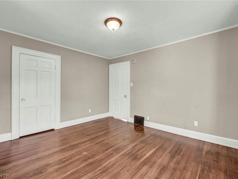 137 N Rose Boulevard, Akron, OH 44302 Photo 25