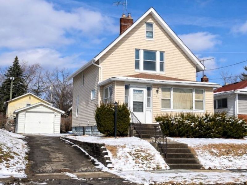 853 Polk Avenue, Akron, OH 44314 Photo 2