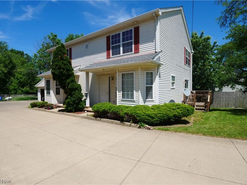 4404 W 53rd Street, Cleveland, OH 44144 Photo 2