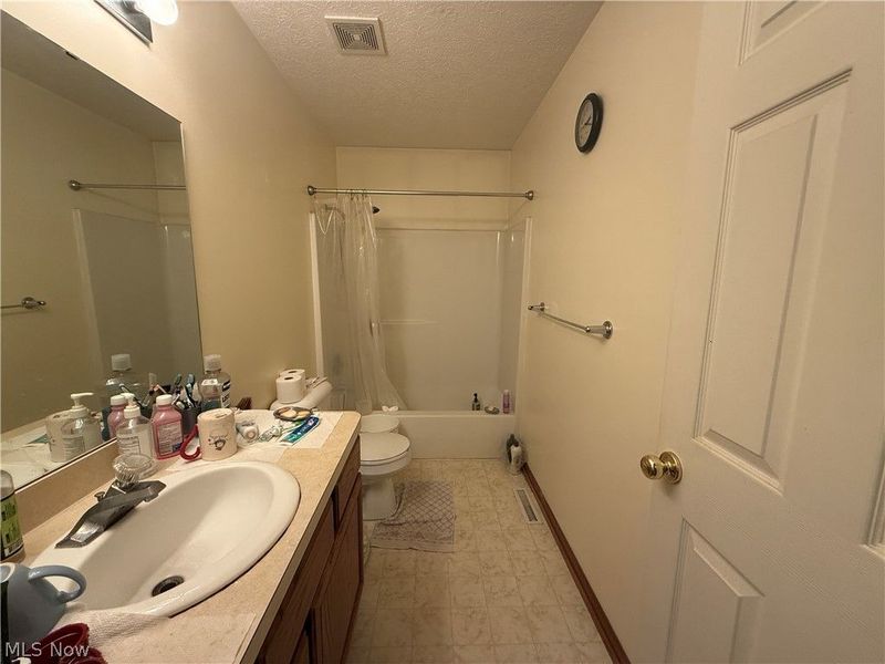 4404 W 53rd Street, Cleveland, OH 44144 Photo 21