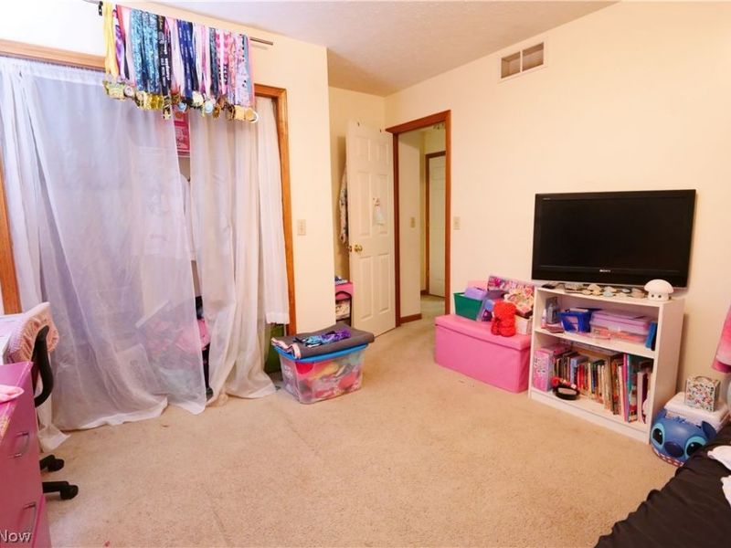 4404 W 53rd Street, Cleveland, OH 44144 Photo 49