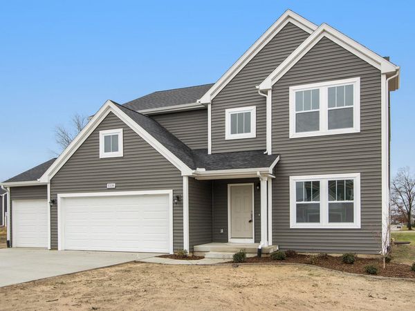 9336 Snow Valley Drive SE, Alto, MI 49302