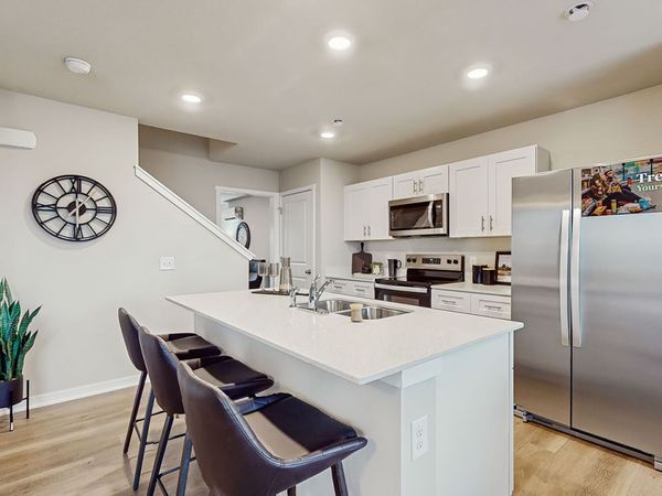 9413 Lovegrass Drive SW, Cedar Rapids, IA 52404