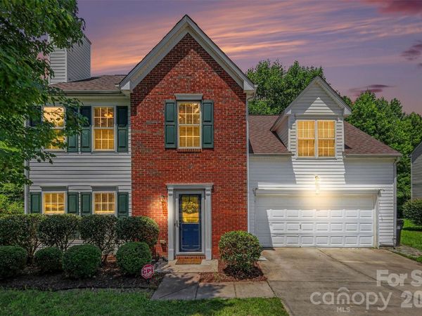 705 Pawley Drive, Charlotte, NC 28214