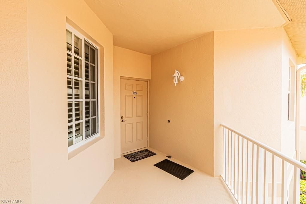 3977 Bishopwood Ct E, Unit 206, Naples, FL 34114 Photo